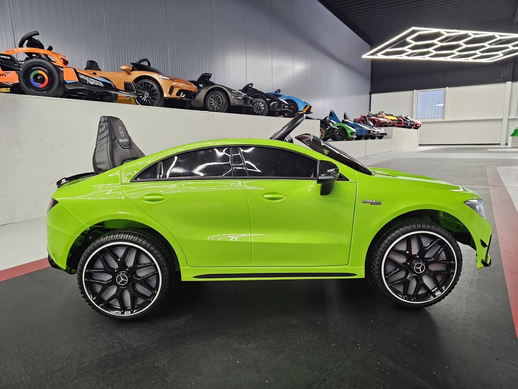 Mercedes CLA 45 Green side