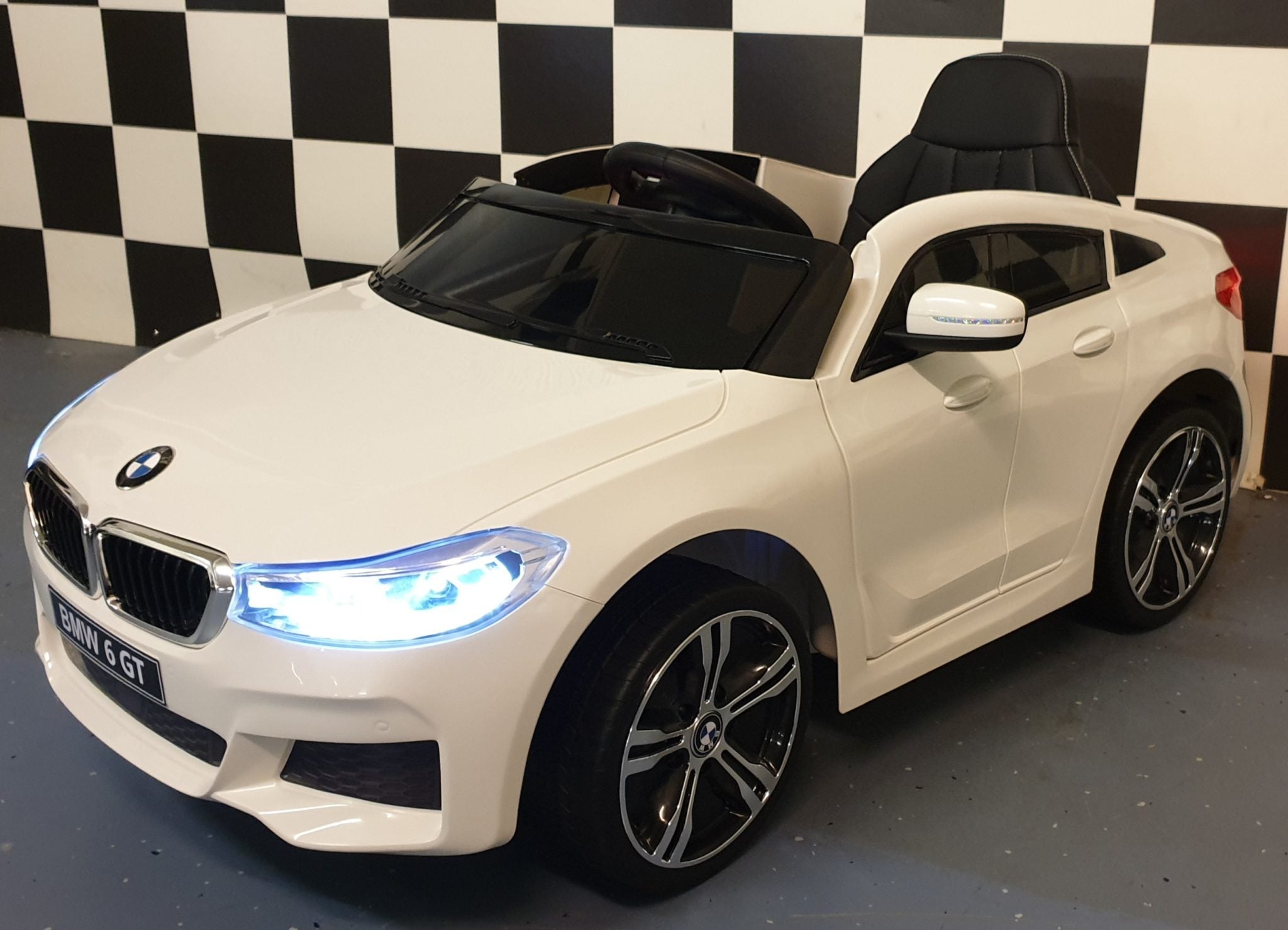 BMW GT 12V White