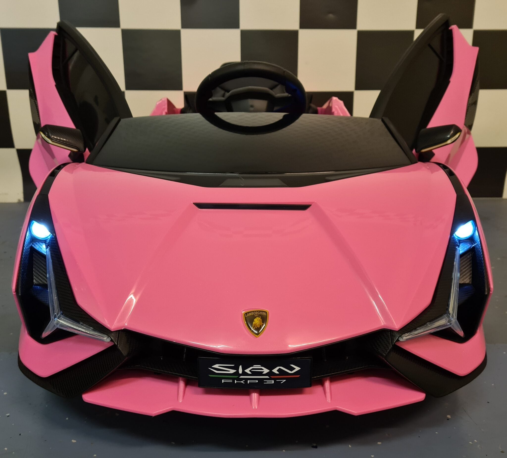 Lamborghini Sian Pink