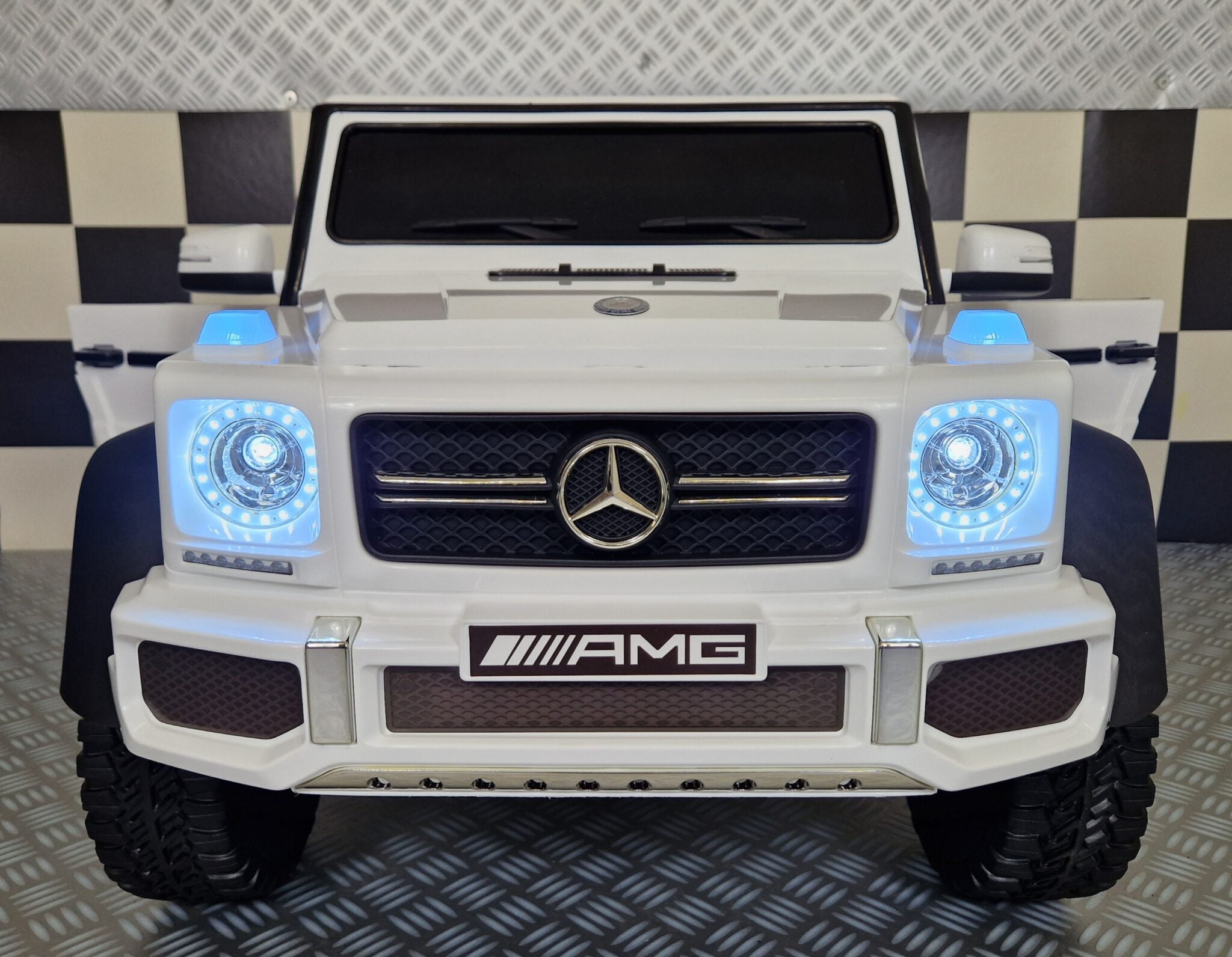 Mercedes G63 6x6