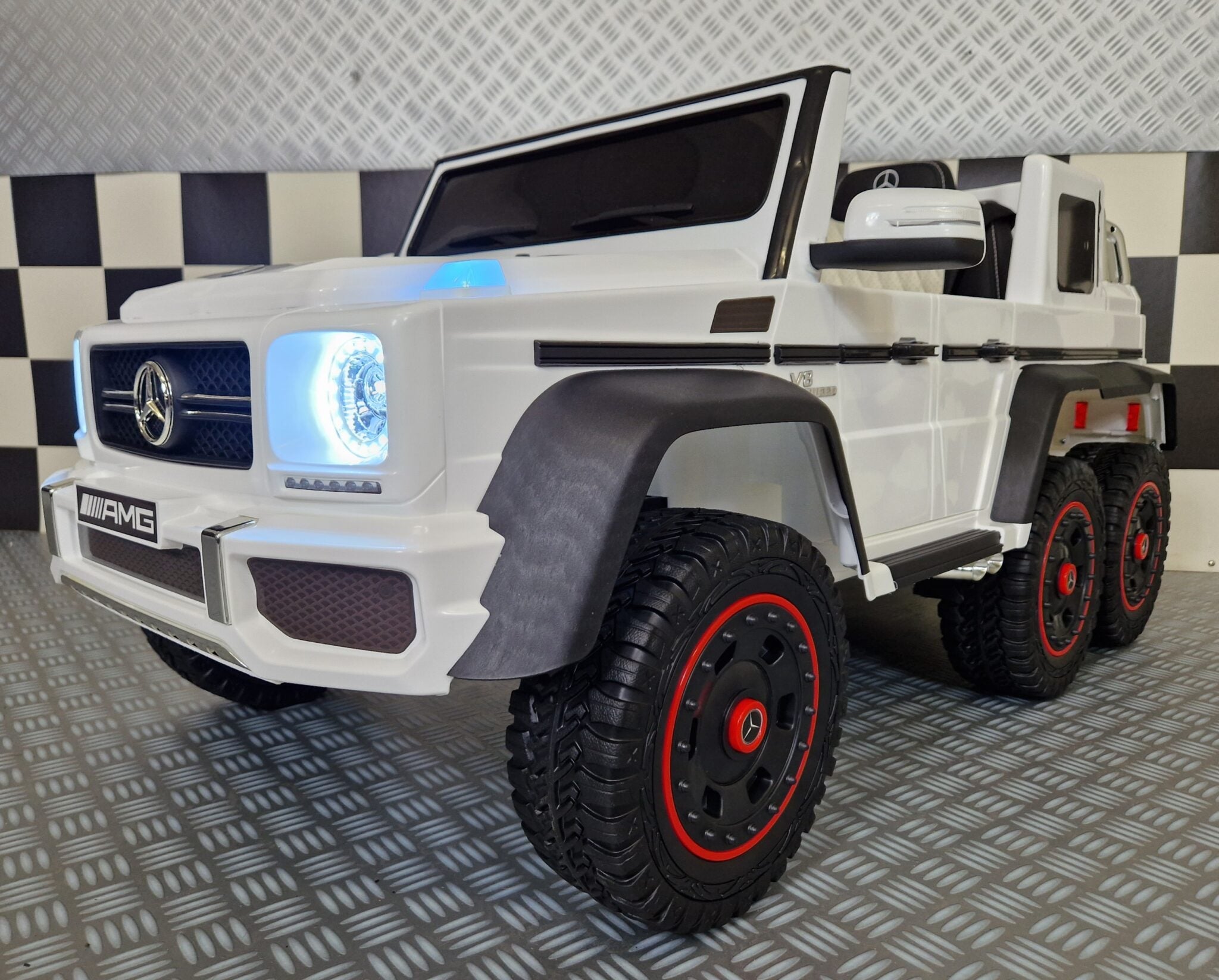 Mercedes G63 6x6