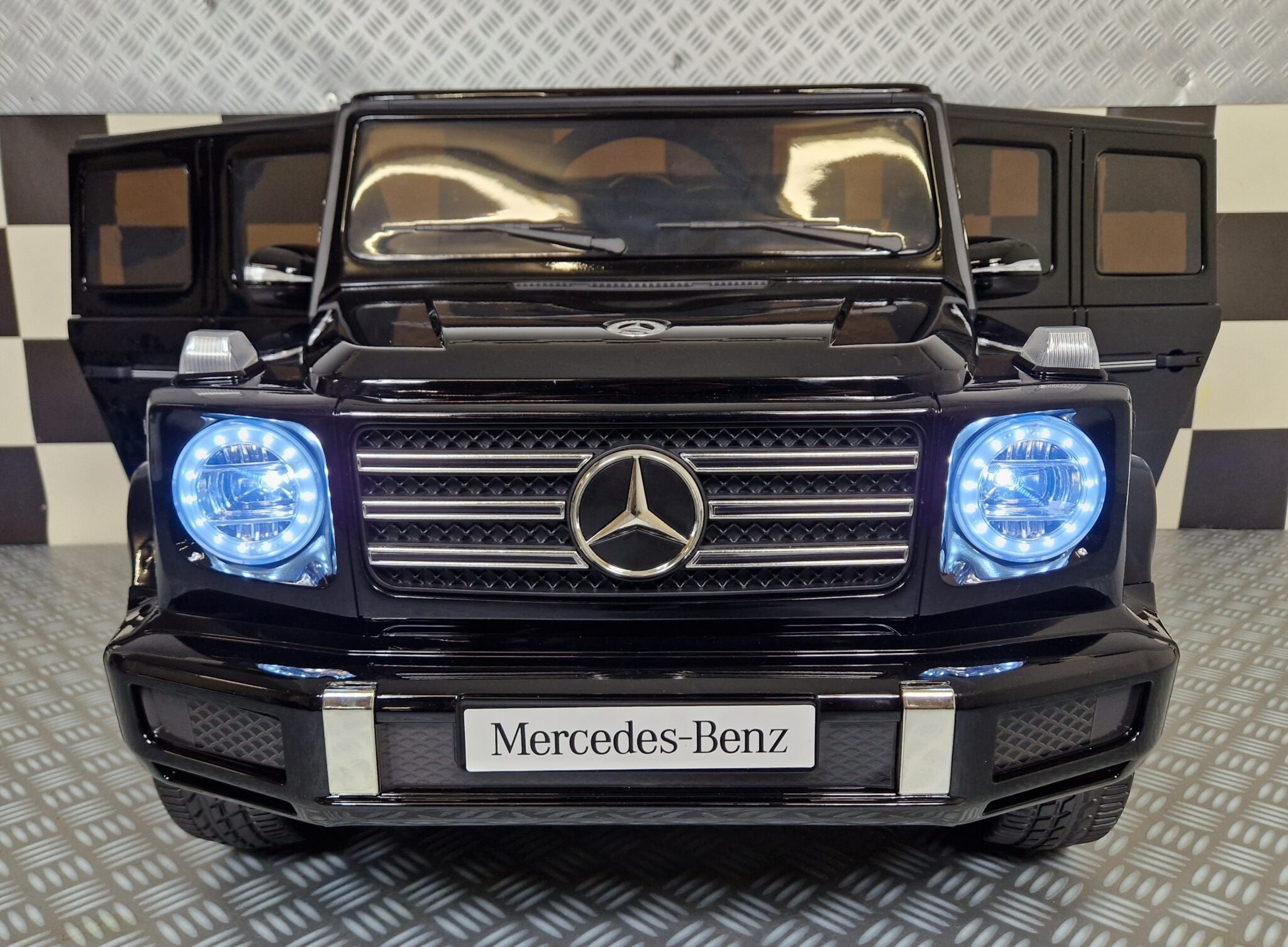 Mercedes G500 Black