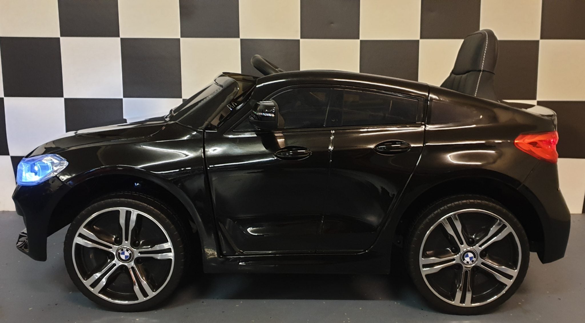 BMW GT 12V Black