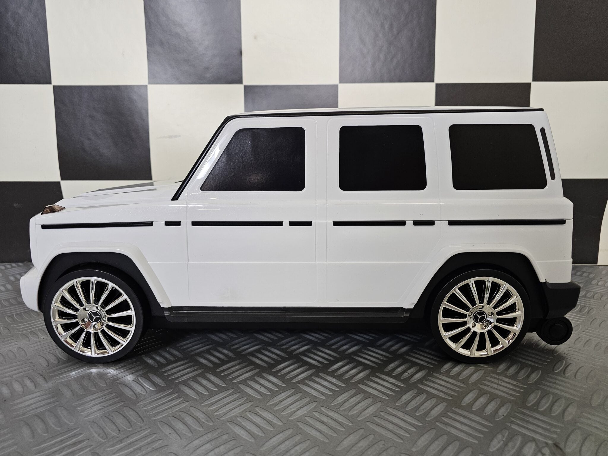 Mercedes Push Car