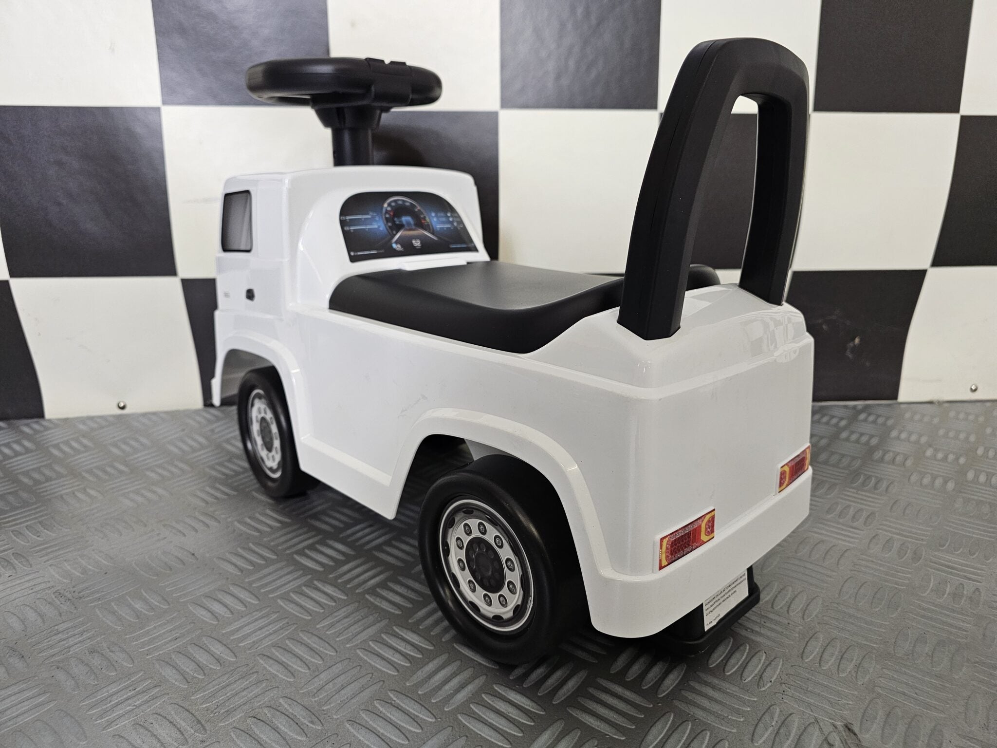 Mercedes Actros Push Car