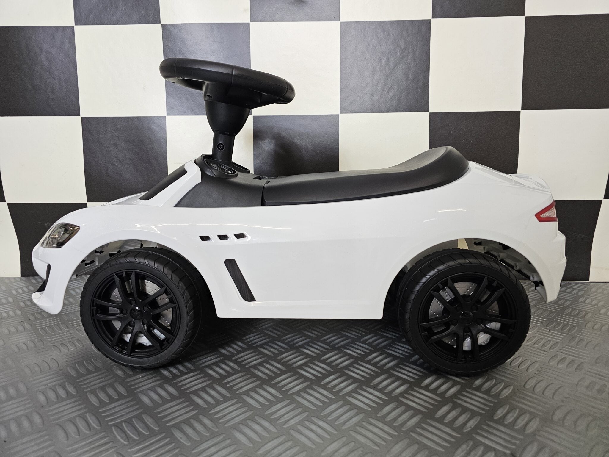 Maserati Gran Cabrio Push Car